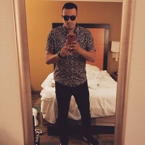 Meet your Posher, Neri